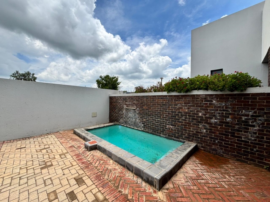 To Let 3 Bedroom Property for Rent in Helderzicht Eco Estate North West